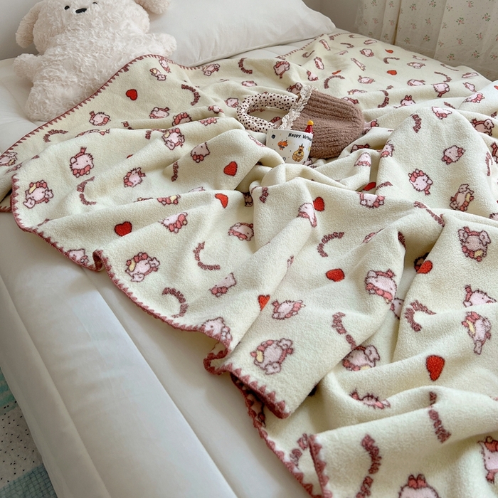 91家纺网 家纺一手货源 找家纺 萝莉家纺 2025新款四季多功能双面宝宝绒暖肤毯米粒绒毛毯 小猫绿