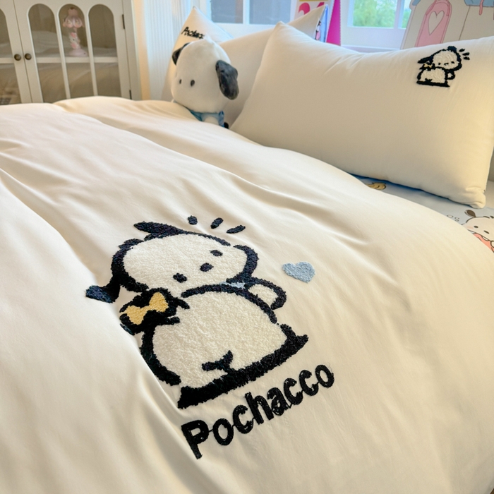 91家纺网 家纺一手货源 找家纺 艾特你 2025新款三丽鸥水洗云朵棉毛巾绣四件套-三丽鸥 调皮狗-白