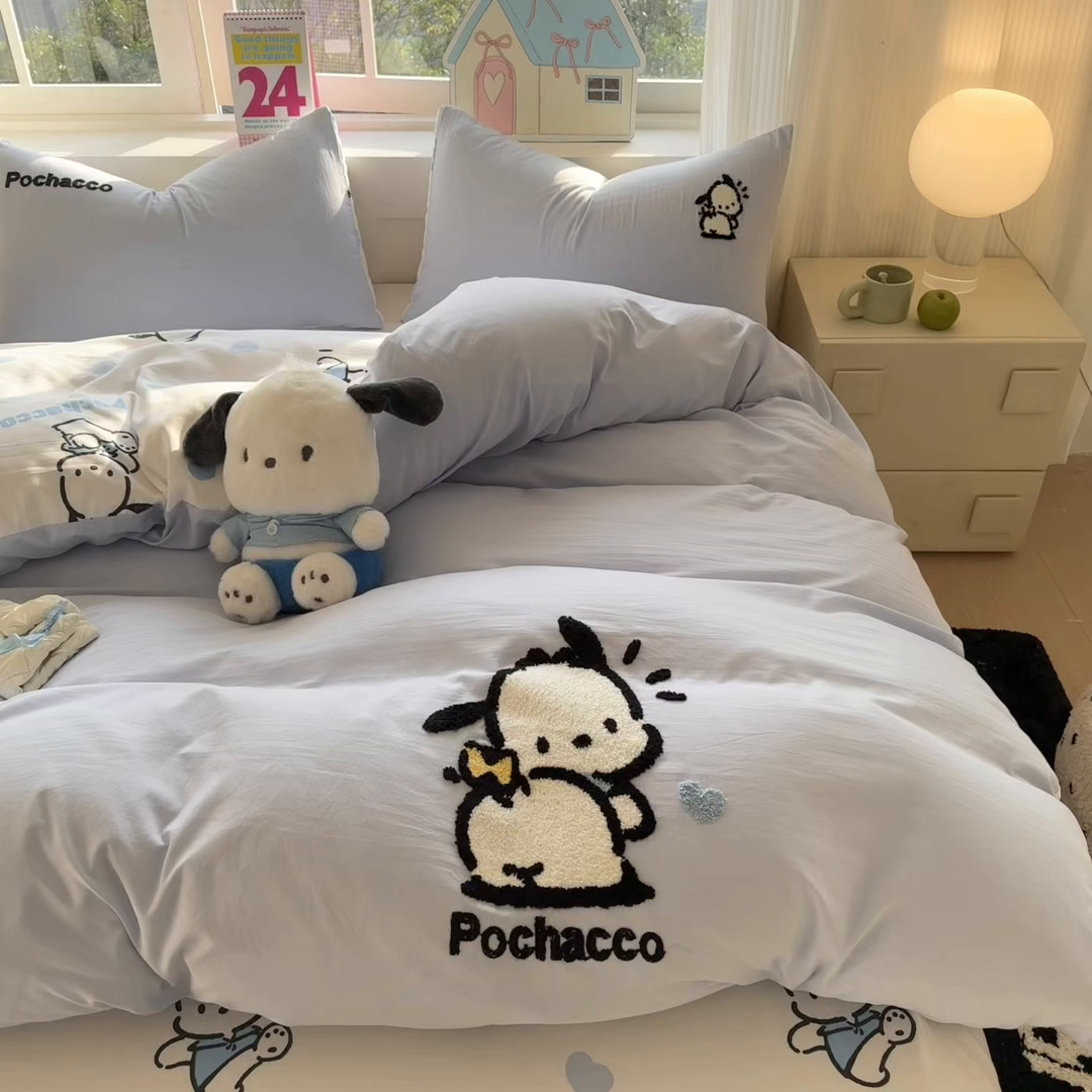 91家纺网 家纺一手货源 找家纺 艾特你 2025新款三丽鸥水洗云朵棉毛巾绣四件套-三丽鸥 调皮狗-蓝