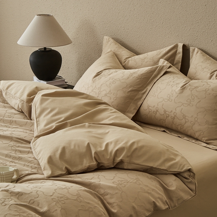 91家纺网 家纺一手货源 找家纺 顾家家居 2025新款全棉厚织提花四件套 洛川--暖玉