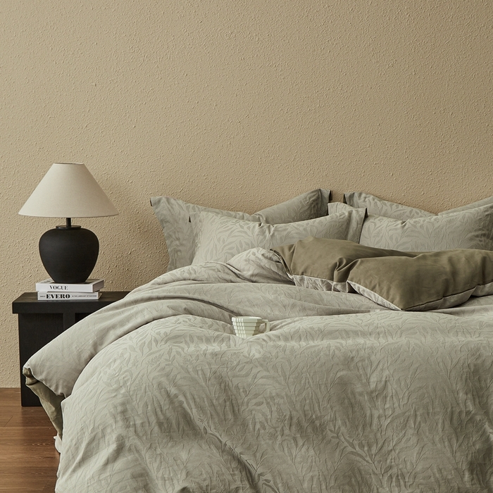 91家纺网 家纺一手货源 找家纺 顾家家居 2025新款全棉厚织提花四件套 弥生--茶褐