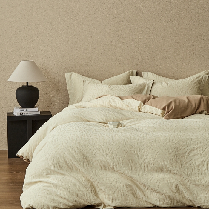 91家纺网 家纺一手货源 找家纺 顾家家居 2025新款全棉厚织提花四件套 弥生--燕麦