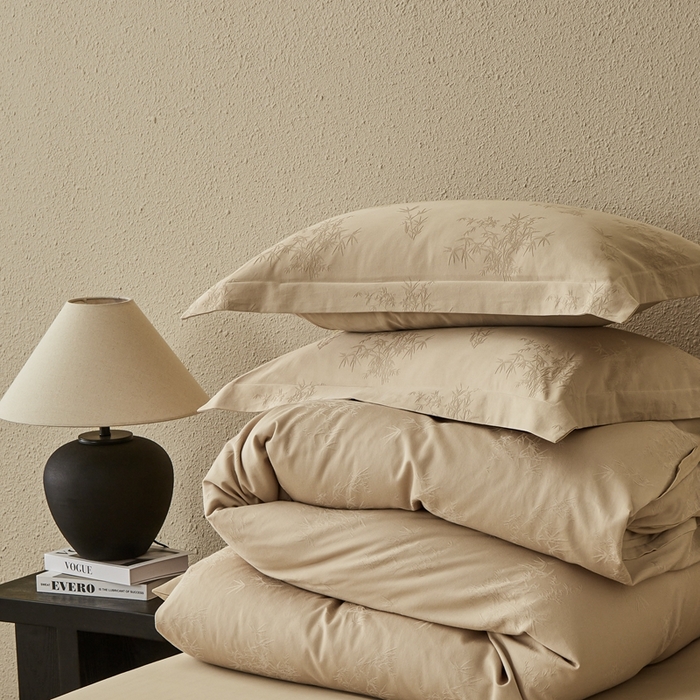 91家纺网 家纺一手货源 找家纺 顾家家居 2025新款全棉厚织提花四件套 竹与--暖玉