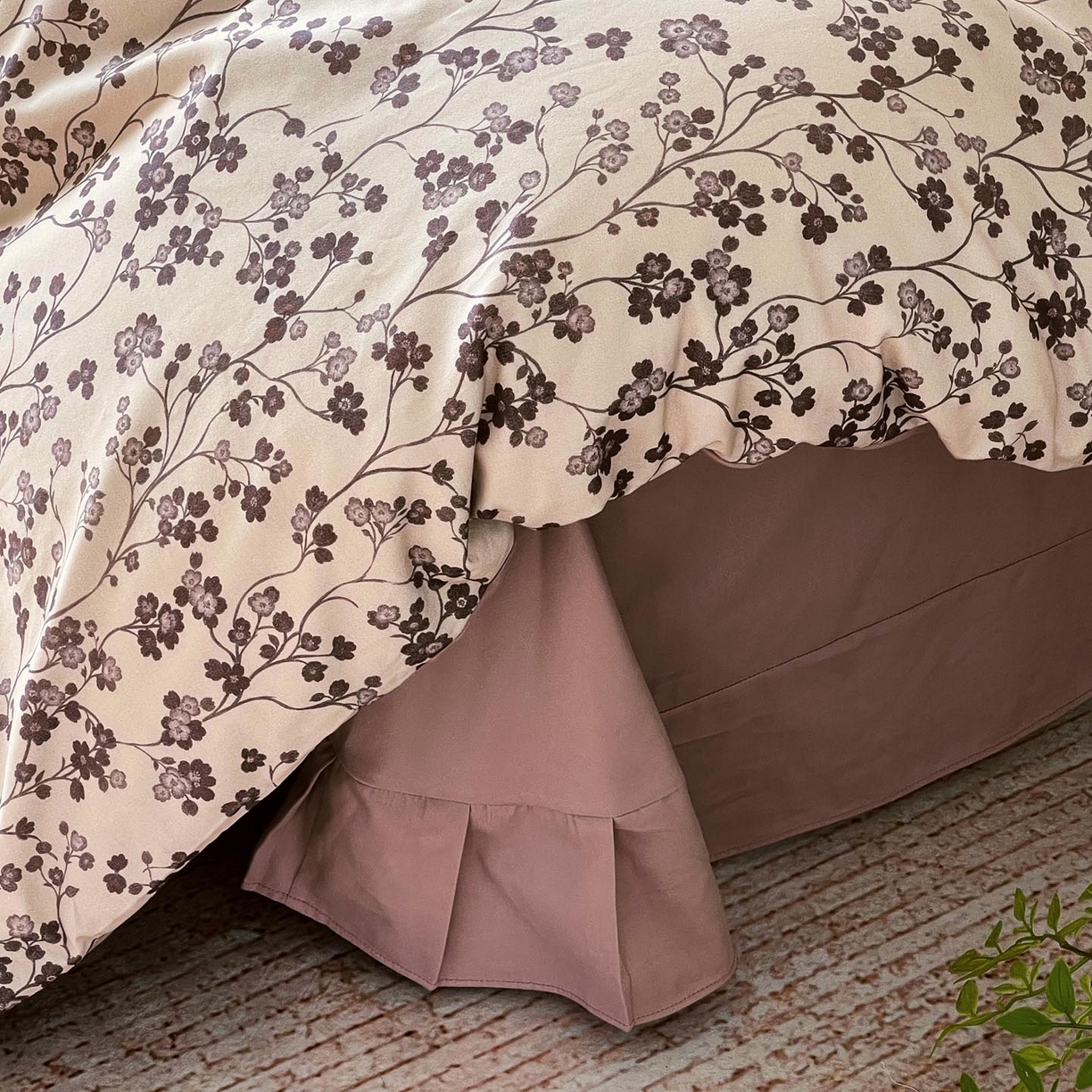 91家纺网 家纺一手货源 找家纺 宜家坊 2025新款升级疆大白全棉加厚生态磨毛四件套 南枝-咖