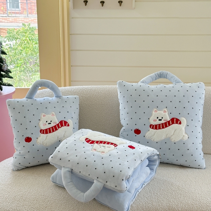 91家纺网 家纺一手货源 找家纺 多米家居 2025新款抱枕被-围巾小狗系列 围巾小狗-海盐奶泡