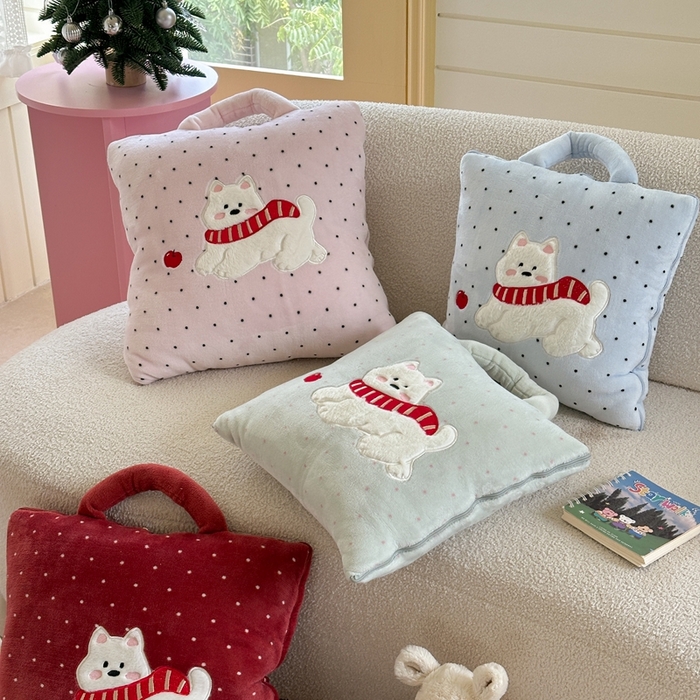 91家纺网 家纺一手货源 找家纺 多米家居 2025新款抱枕被-围巾小狗系列 组合图仅供展示不可下单