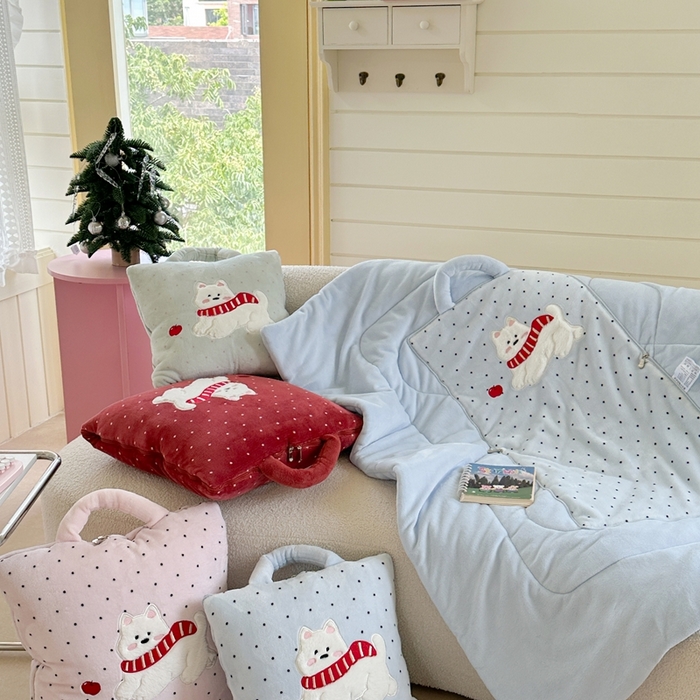 91家纺网 家纺一手货源 找家纺 多米家居 2025新款抱枕被-围巾小狗系列 组合图仅供展示不可下单