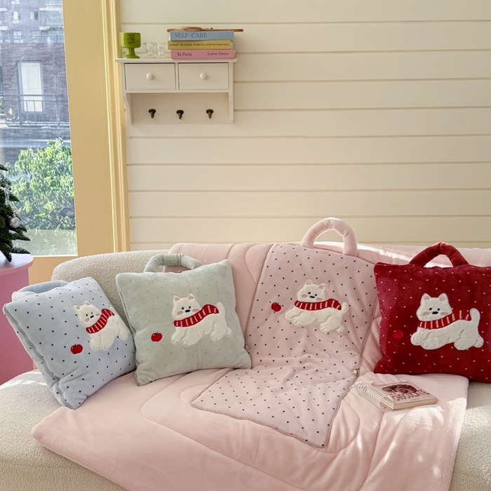 91家纺网 家纺一手货源 找家纺 多米家居 2025新款抱枕被-围巾小狗系列 组合图仅供展示不可下单