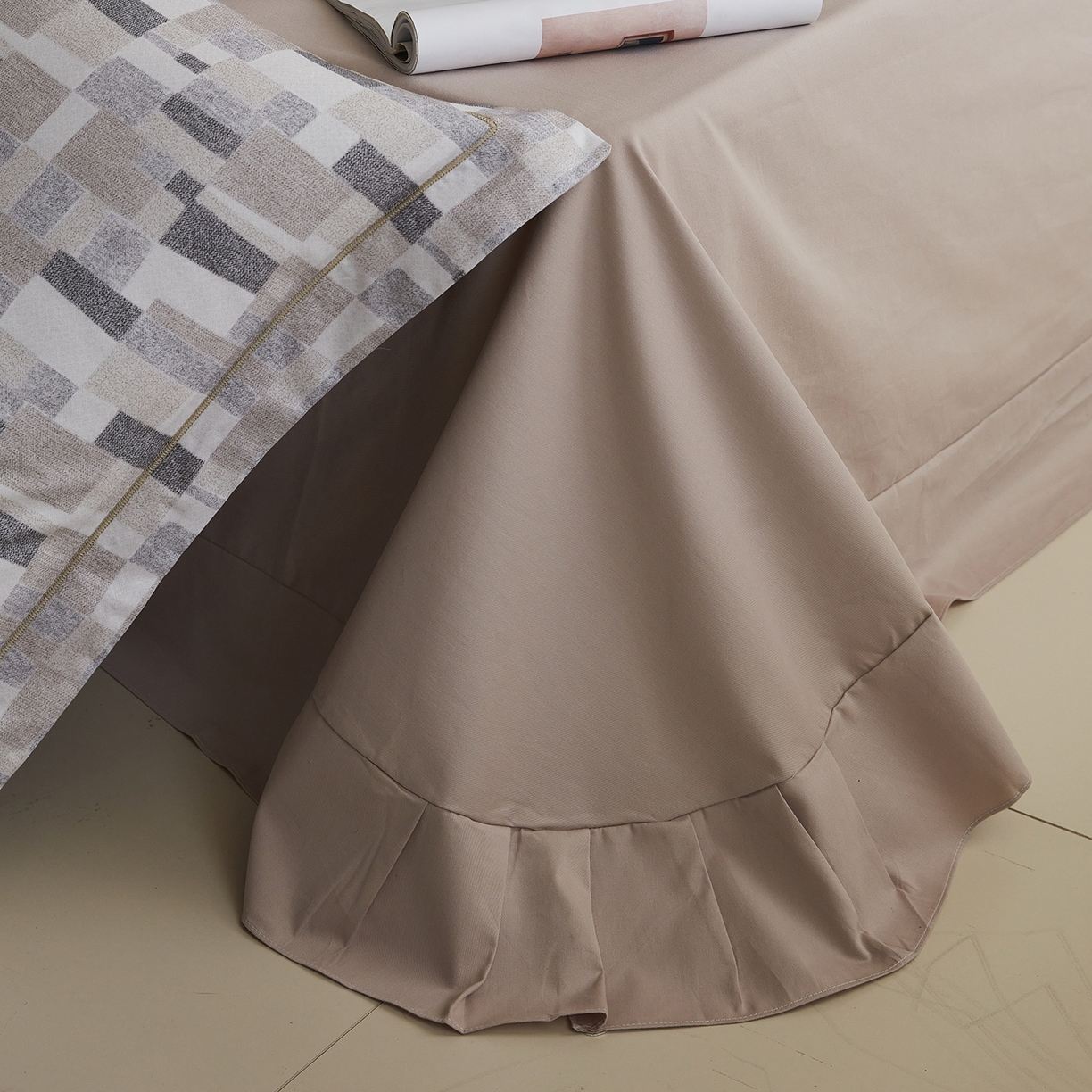 91家纺网 家纺一手货源 找家纺 XIWEN-希文家纺 2025秋冬新款全棉纯棉生态磨毛印花四件套 凌川咖