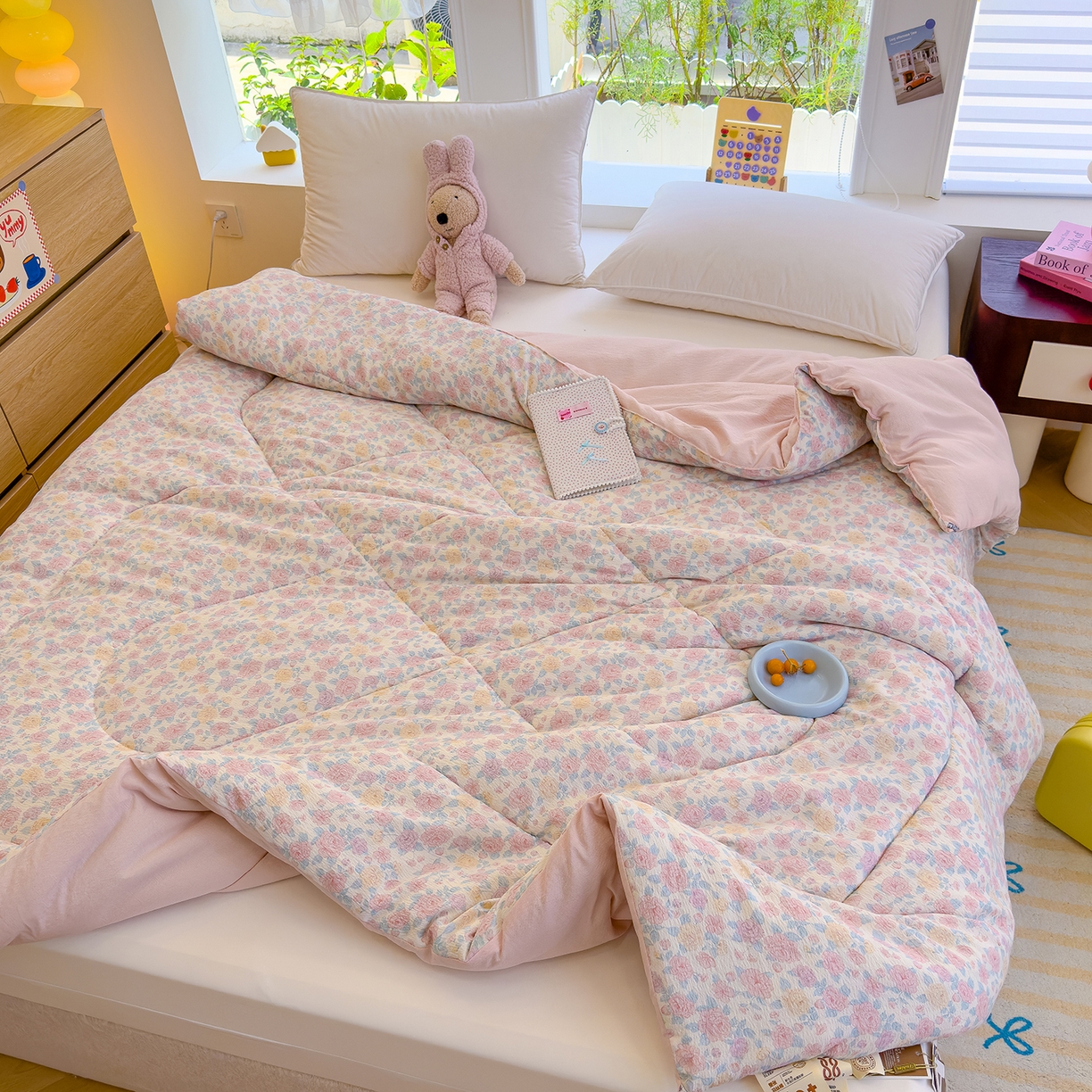 91家纺网 家纺一手货源 找家纺 弗苓家纺 2025新款A类云感有氧双层纱冬被被子被芯 春风里