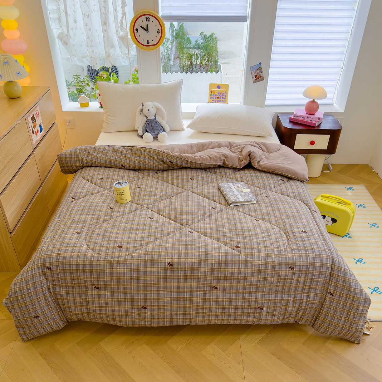 91家纺网 家纺一手货源 找家纺 弗苓家纺 2025新款A类云感有氧双层纱冬被被子被芯 格子奶咖