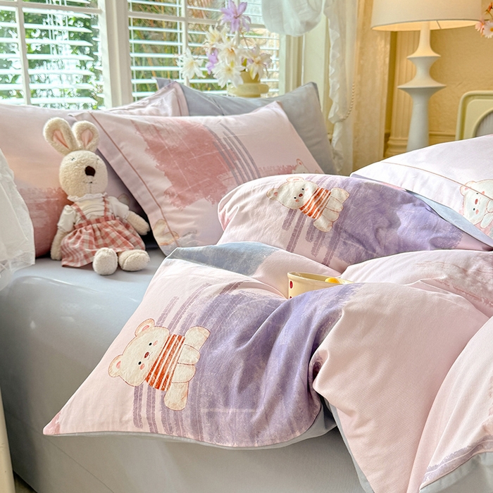 91家纺网 家纺一手货源 找家纺 巧玲珑 2025新款100%数码印花生态AB版四件套 艾米