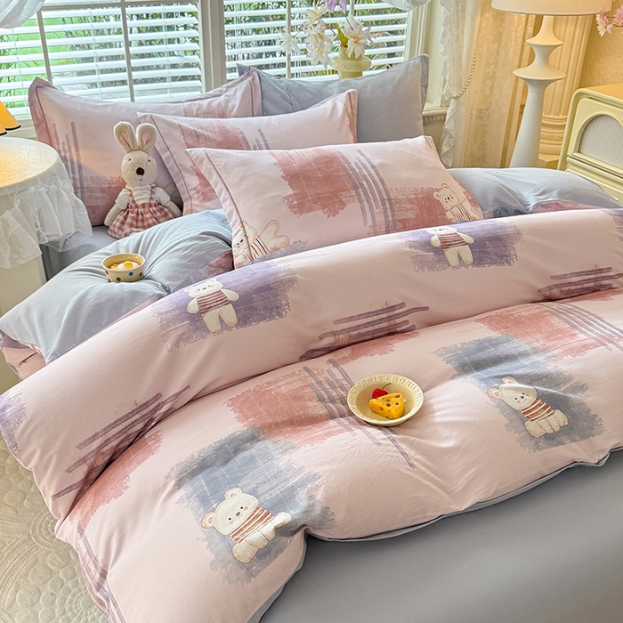 91家纺网 家纺一手货源 找家纺 巧玲珑 2025新款100%数码印花生态AB版四件套 艾米