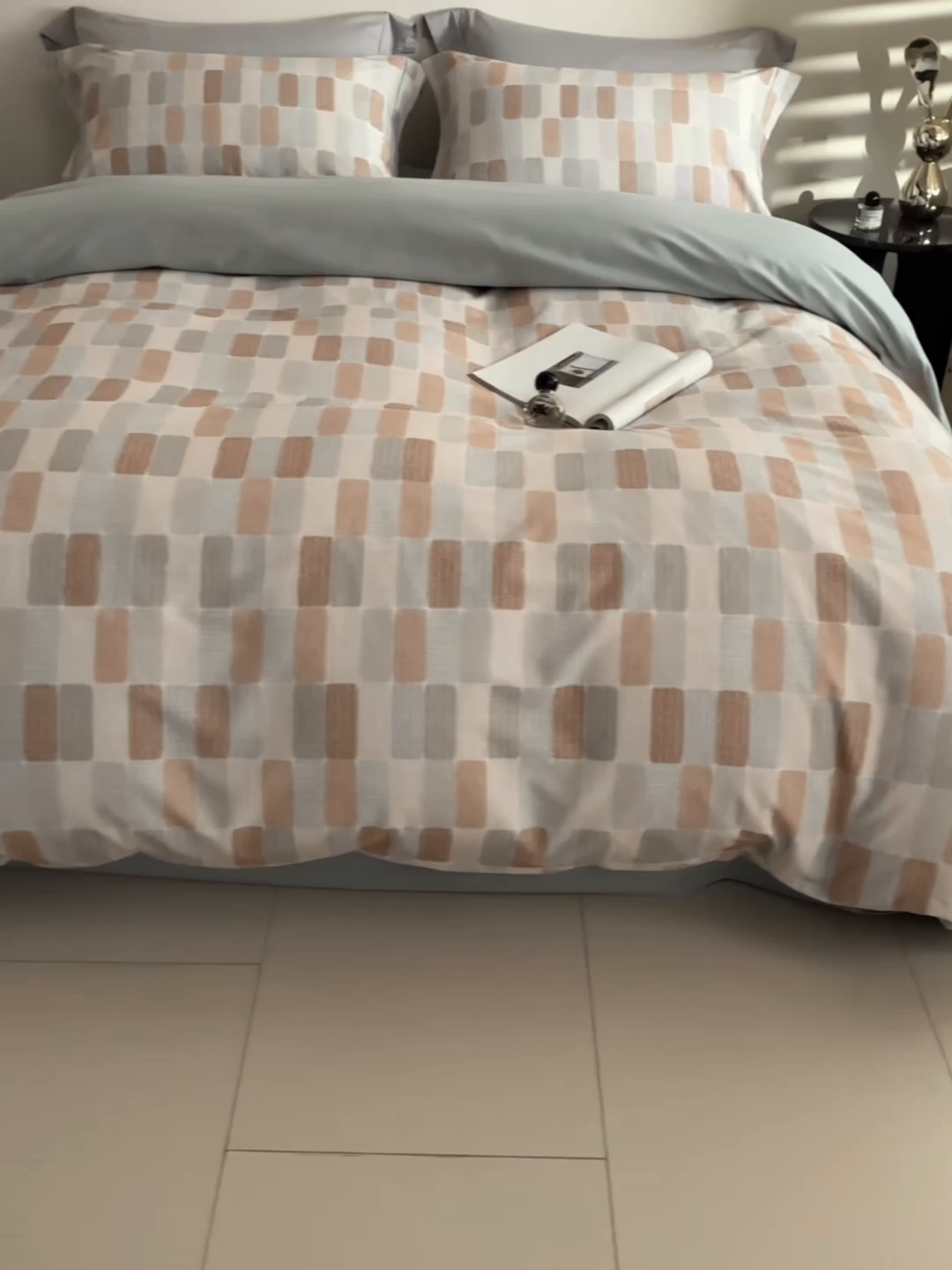 91家纺网 家纺一手货源 找家纺 XIWEN-希文家纺 2025秋冬新款全棉纯棉生态磨毛印花四件套 闲偶绿