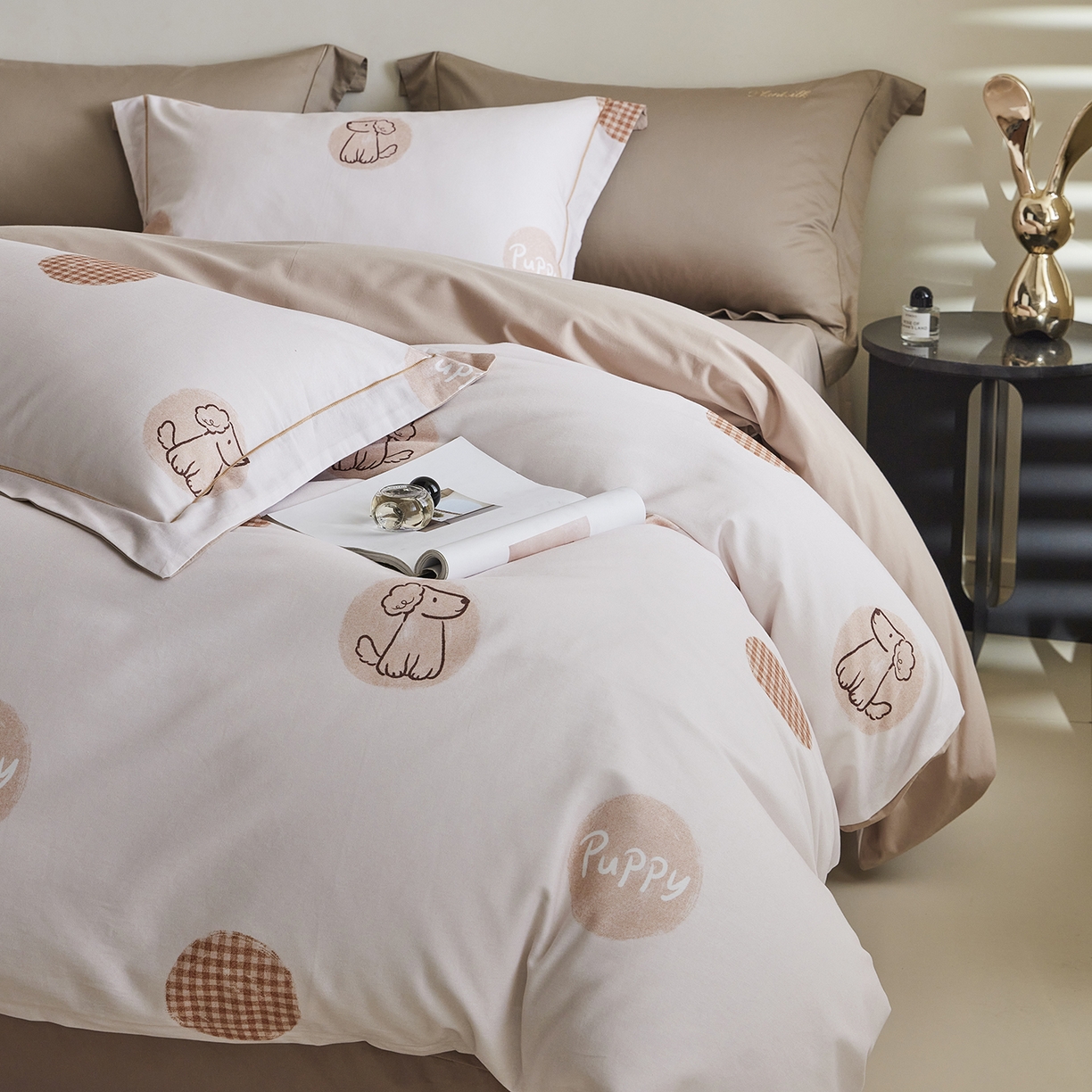 91家纺网 家纺一手货源 找家纺 XIWEN-希文家纺 2025秋冬新款全棉纯棉生态磨毛印花四件套 小狗happy