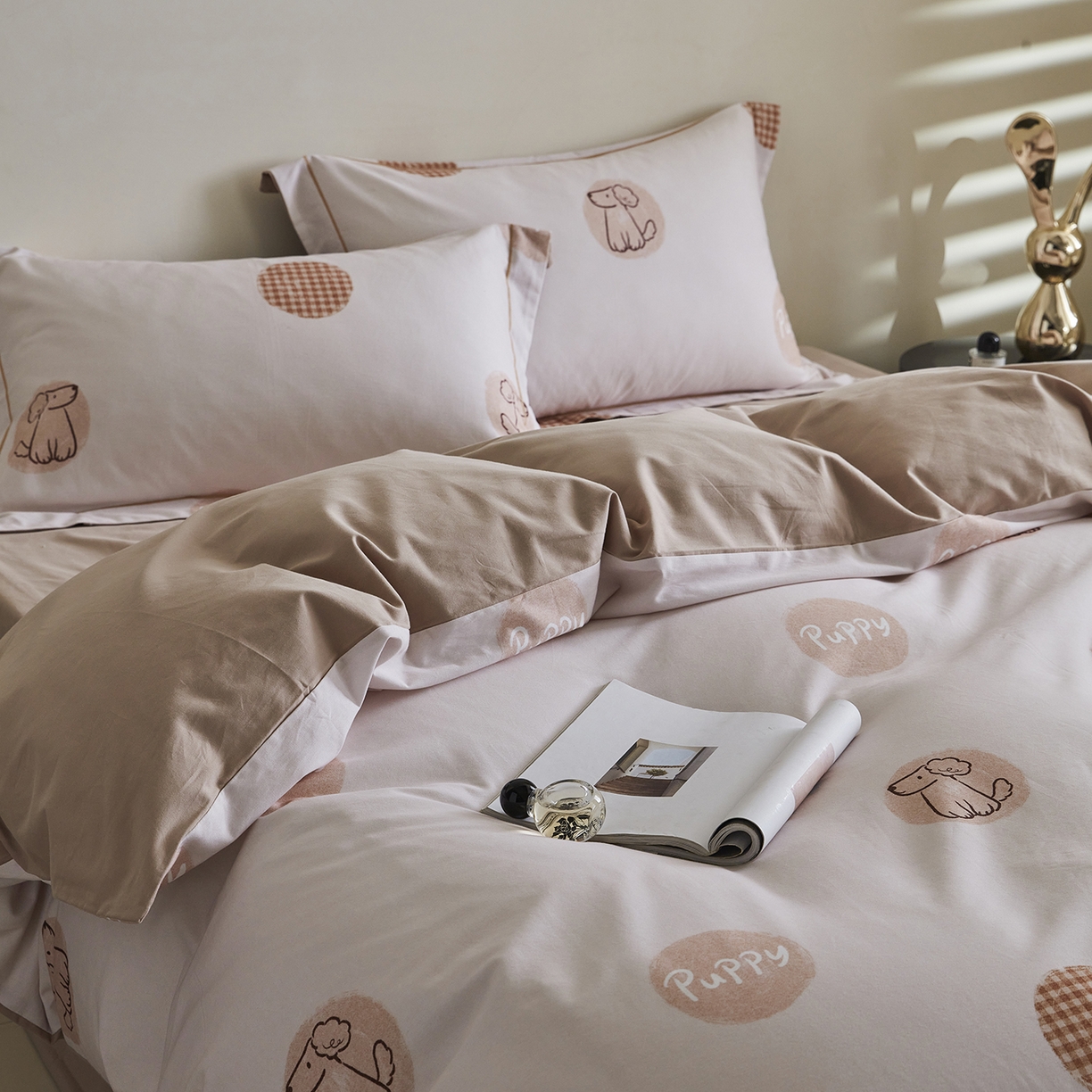 91家纺网 家纺一手货源 找家纺 XIWEN-希文家纺 2025秋冬新款全棉纯棉生态磨毛印花四件套 小狗happy