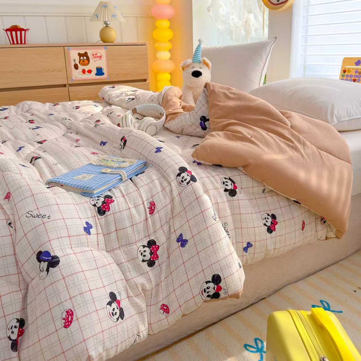 91家纺网 家纺一手货源 找家纺 弗苓家纺 2025新款A类云感有氧双层纱冬被被子被芯 米奇