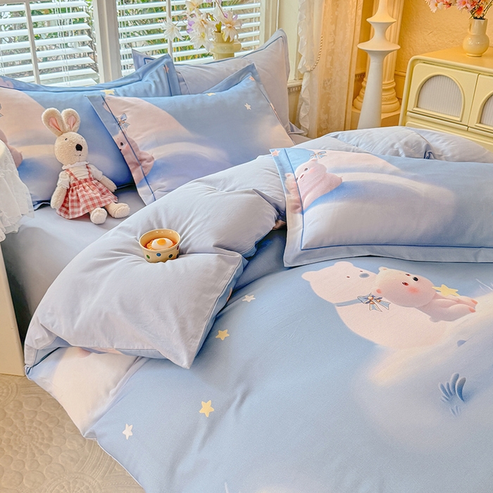 91家纺网 家纺一手货源 找家纺 巧玲珑 2025新款100%数码印花生态AB版四件套 大白熊