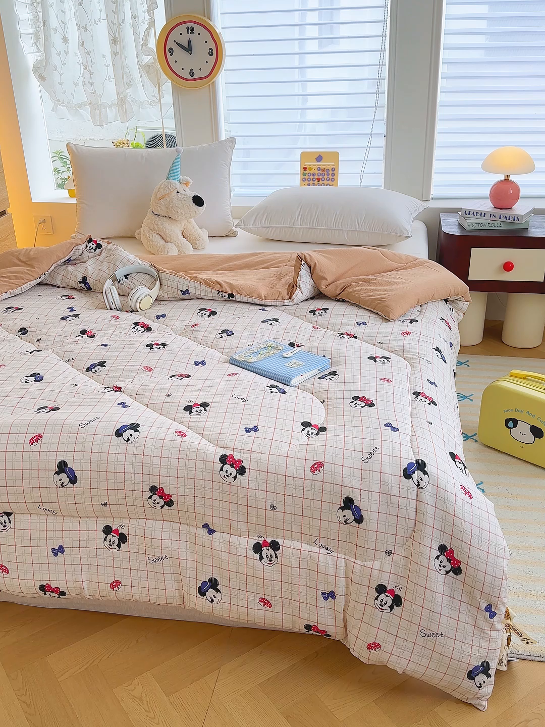 91家纺网 家纺一手货源 找家纺 弗苓家纺 2025新款A类云感有氧双层纱冬被被子被芯 米奇