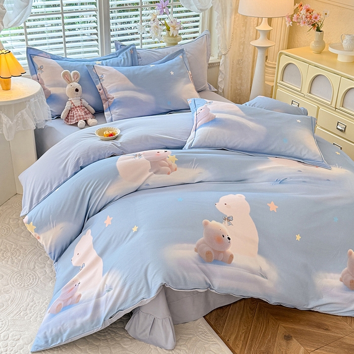 91家纺网 家纺一手货源 找家纺 巧玲珑 2025新款100%数码印花生态AB版四件套 大白熊