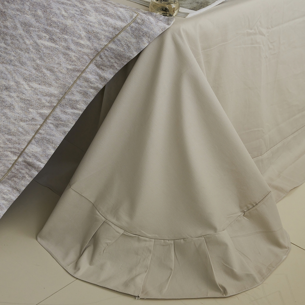 91家纺网 家纺一手货源 找家纺 XIWEN-希文家纺 2025秋冬新款全棉纯棉生态磨毛印花四件套 星辰-灰