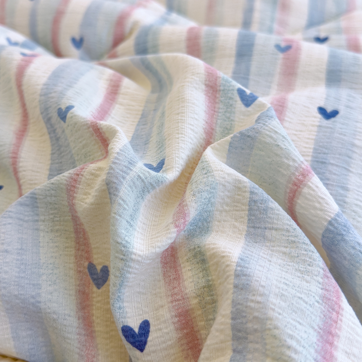 91家纺网 家纺一手货源 找家纺 弗苓家纺 2025新款A类云感有氧双层纱冬被被子被芯 疏影之星