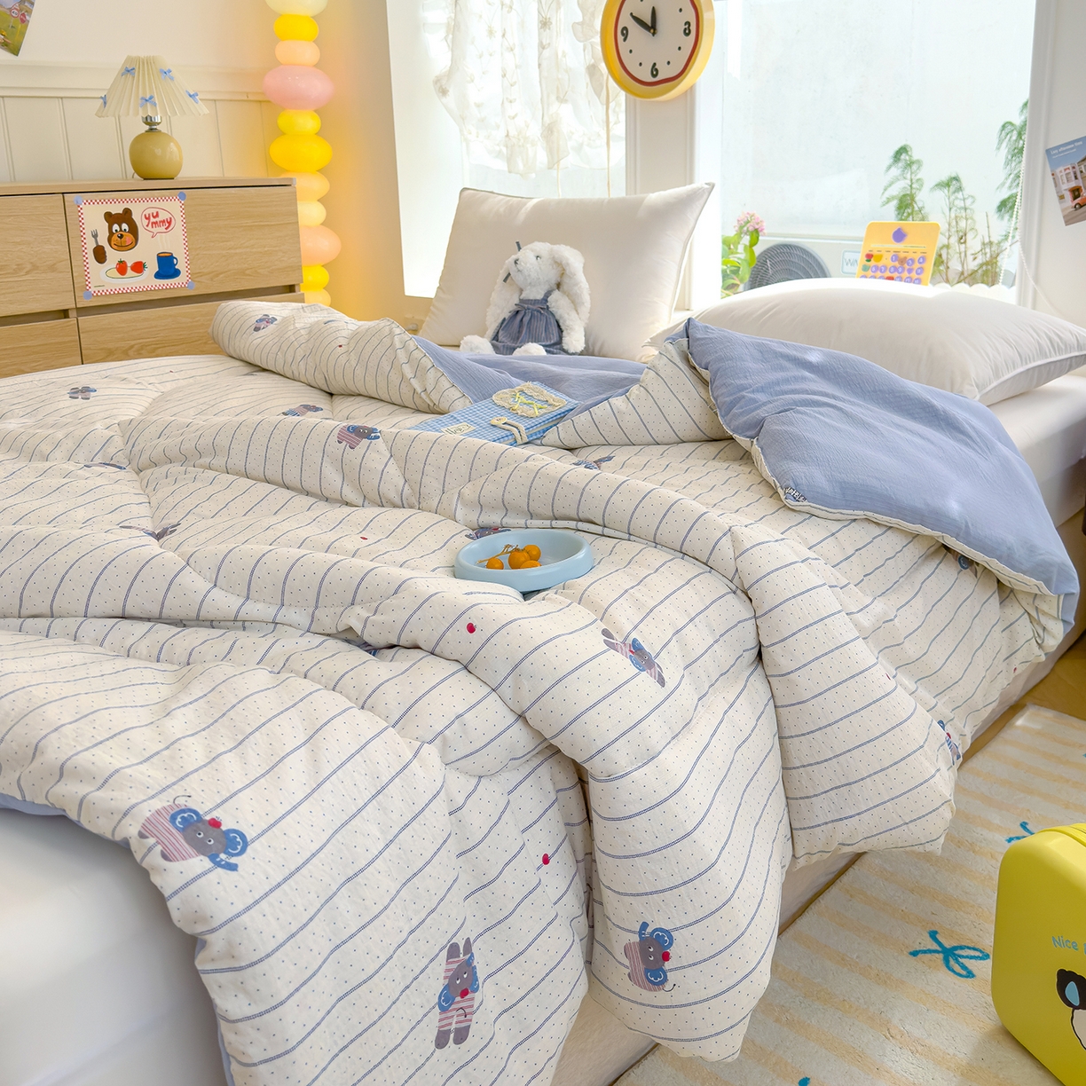 91家纺网 家纺一手货源 找家纺 弗苓家纺 2025新款A类云感有氧双层纱冬被被子被芯 条纹小象