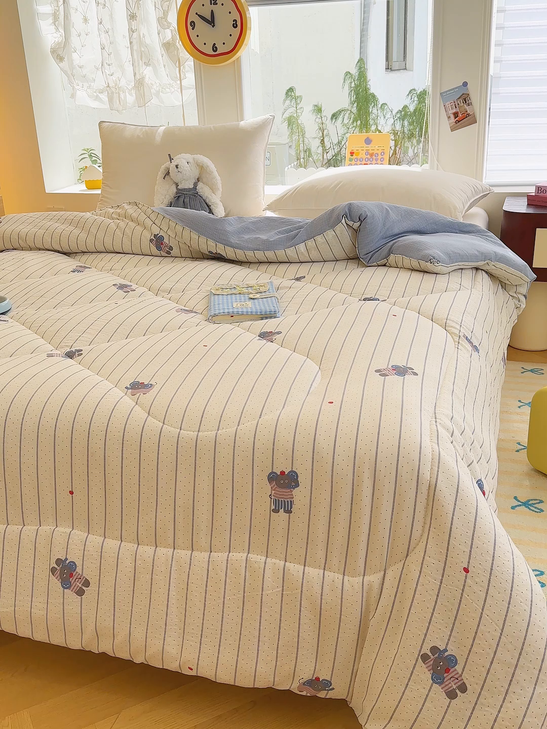 91家纺网 家纺一手货源 找家纺 弗苓家纺 2025新款A类云感有氧双层纱冬被被子被芯 条纹小象