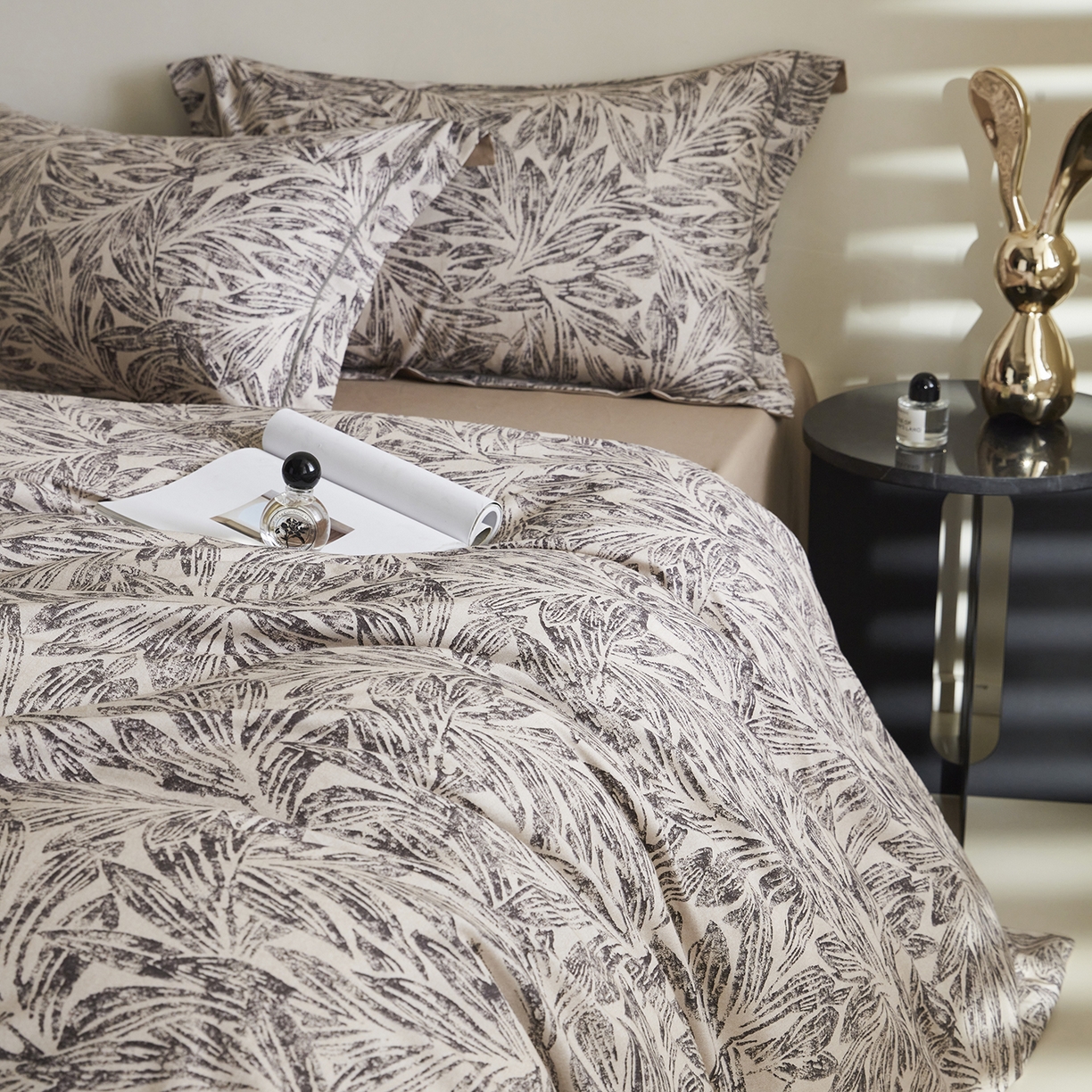 91家纺网 家纺一手货源 找家纺 XIWEN-希文家纺 2025秋冬新款全棉纯棉生态磨毛印花四件套 雅集卡其