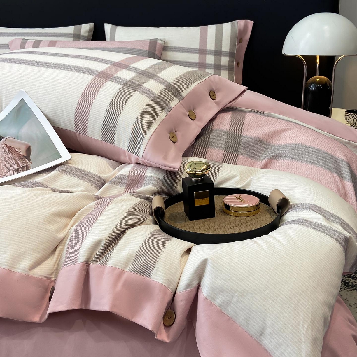 宜家坊 2025新款全棉轻奢加厚磨毛纽扣款四件套 寻山-豆沙