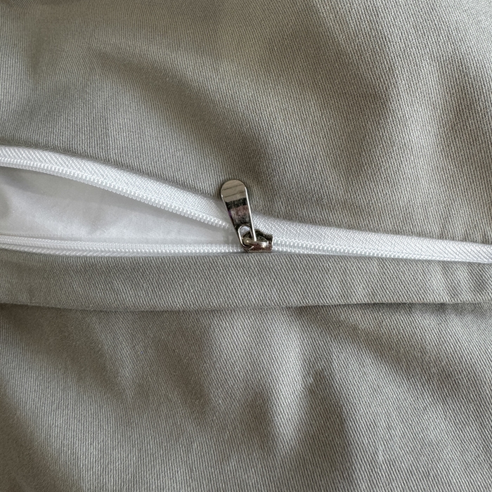 91家纺网 家纺一手货源 找家纺 宜家坊 2025新款全棉轻奢加厚磨毛纽扣款四件套 马德里-绿