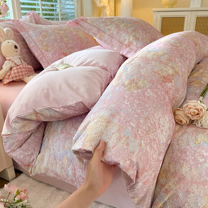 91家纺网 家纺一手货源 找家纺 巧玲珑 2025新款100%数码印花生态AB版四件套 沐熙