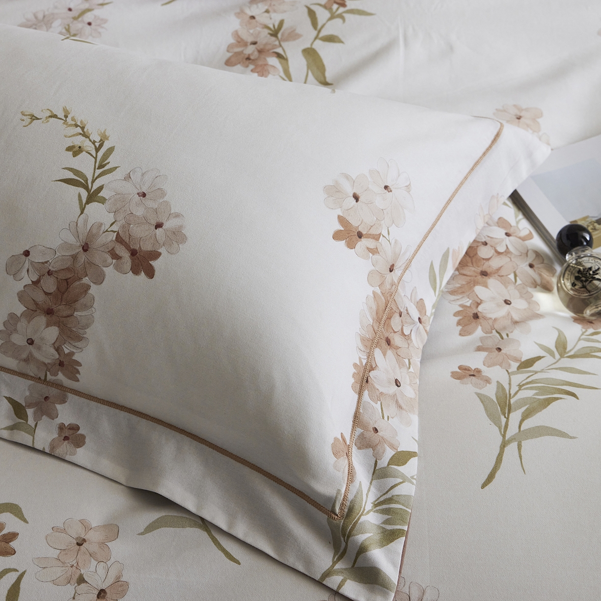 91家纺网 家纺一手货源 找家纺 XIWEN-希文家纺 2025秋冬新款全棉纯棉生态磨毛印花四件套 幽舒-桔