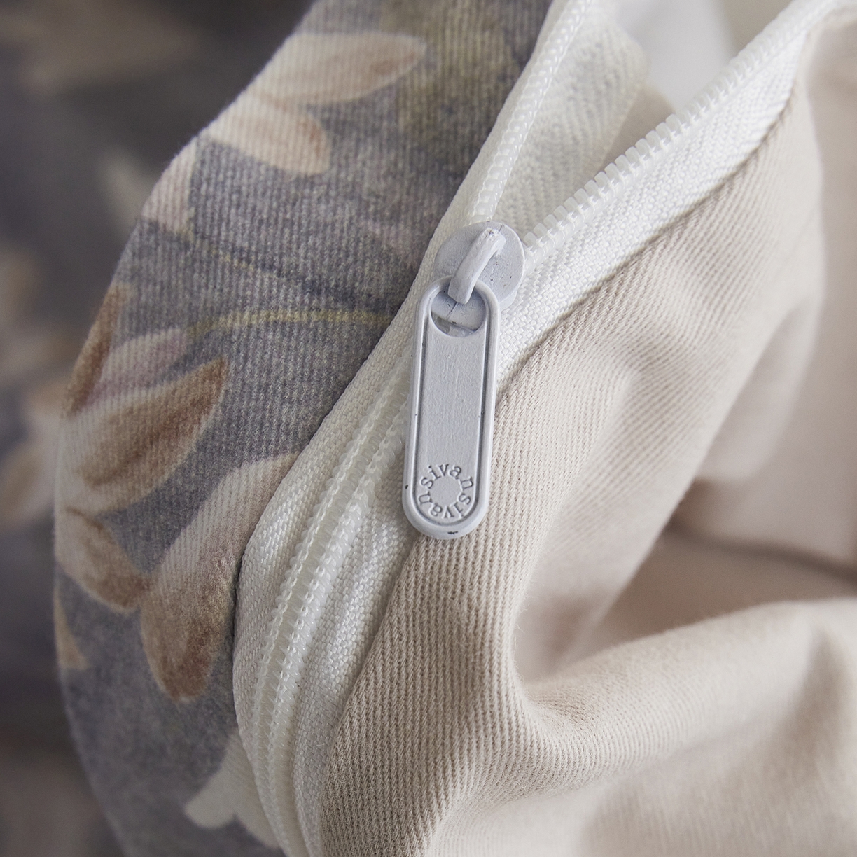 91家纺网 家纺一手货源 找家纺 XIWEN-希文家纺 2025秋冬新款全棉纯棉生态磨毛印花四件套 雨晴-灰