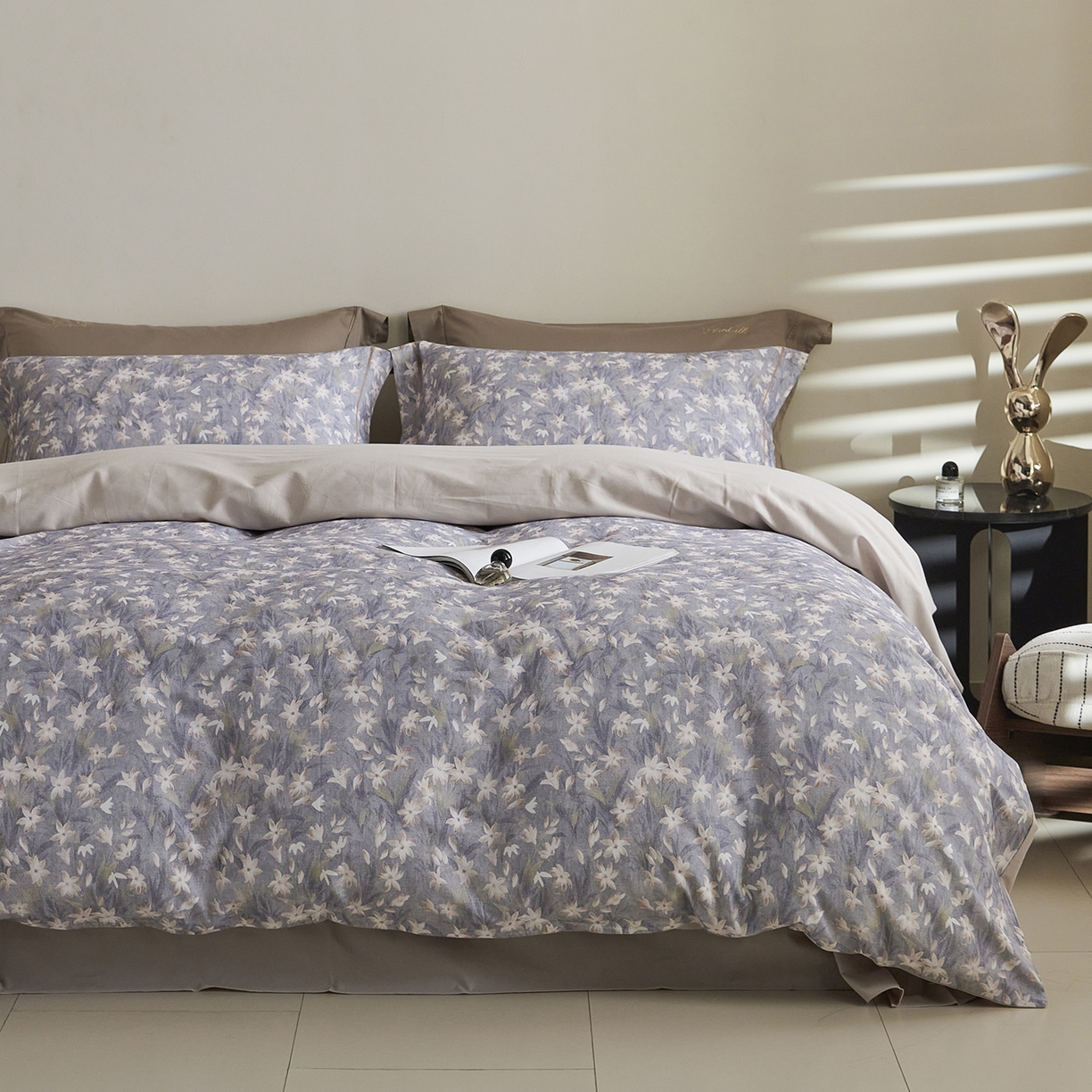 91家纺网 家纺一手货源 找家纺 XIWEN-希文家纺 2025秋冬新款全棉纯棉生态磨毛印花四件套 雨晴-灰