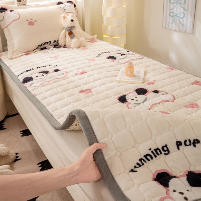 91家纺网 家纺一手货源 找家纺 （总）宅部落 2025新款学生宿舍牛奶绒床垫保暖床褥子夹棉加厚印花床护垫