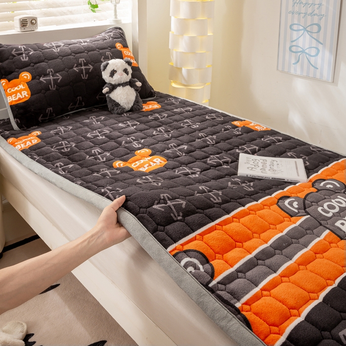 91家纺网 家纺一手货源 找家纺 （总）宅部落 2025新款学生宿舍牛奶绒床垫保暖床褥子夹棉加厚印花床护垫