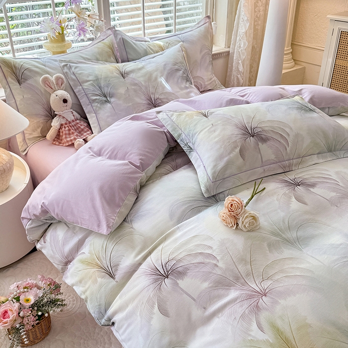 91家纺网 家纺一手货源 找家纺 巧玲珑 2025新款100%数码印花生态AB版四件套 茵茵花季