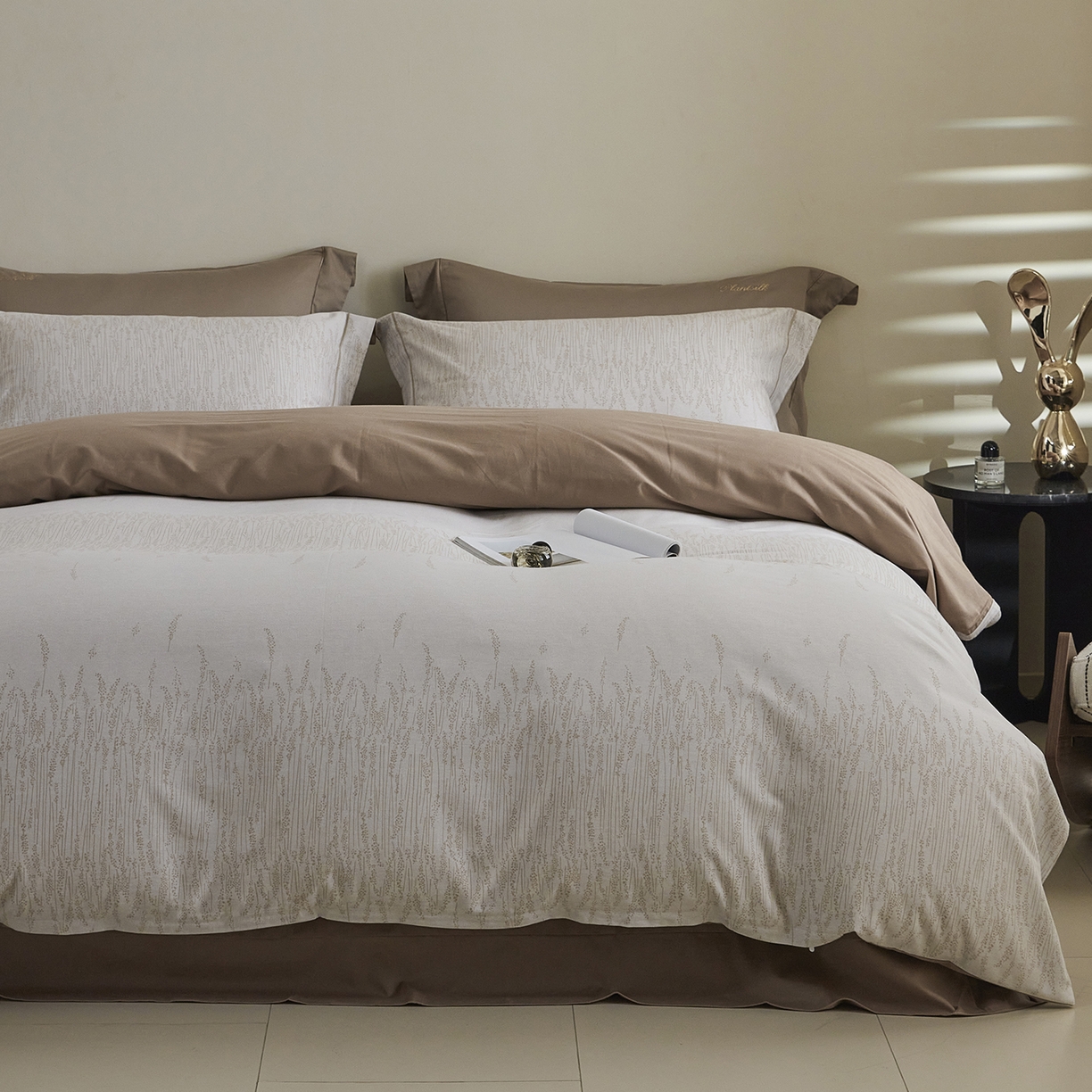 91家纺网 家纺一手货源 找家纺 XIWEN-希文家纺 2025秋冬新款全棉纯棉生态磨毛印花四件套 长相依咖