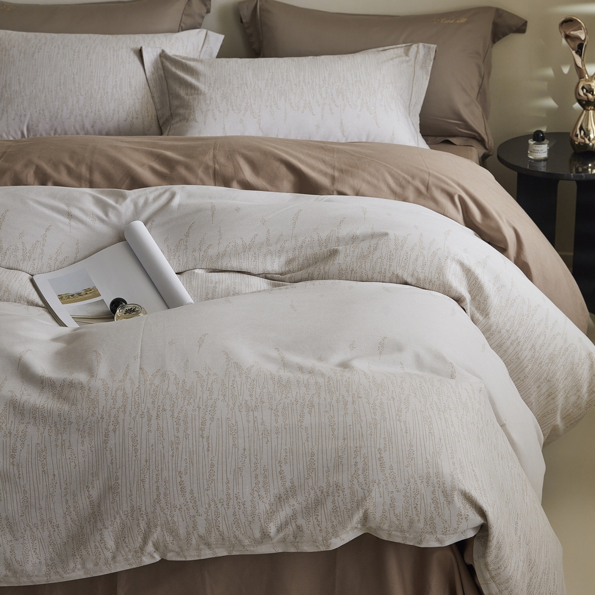 91家纺网 家纺一手货源 找家纺 XIWEN-希文家纺 2025秋冬新款全棉纯棉生态磨毛印花四件套 长相依咖