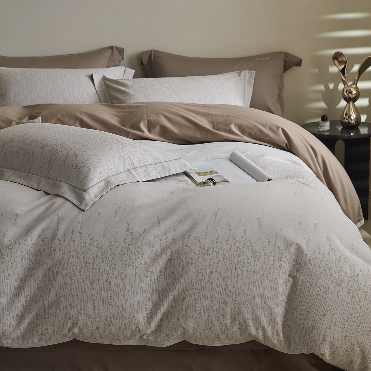 91家纺网 家纺一手货源 找家纺 XIWEN-希文家纺 2025秋冬新款全棉纯棉生态磨毛印花四件套 长相依咖