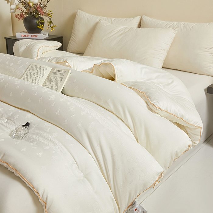 91家纺网 家纺一手货源 找家纺 寐居家纺 2025新款莫代尔提花被子被芯 蝶梦-白