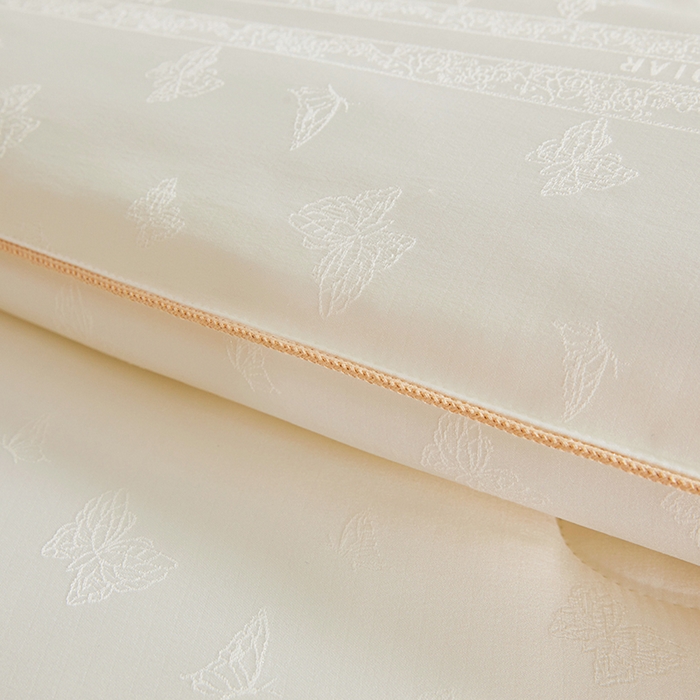 91家纺网 家纺一手货源 找家纺 寐居家纺 2025新款莫代尔提花被子被芯 蝶梦-白