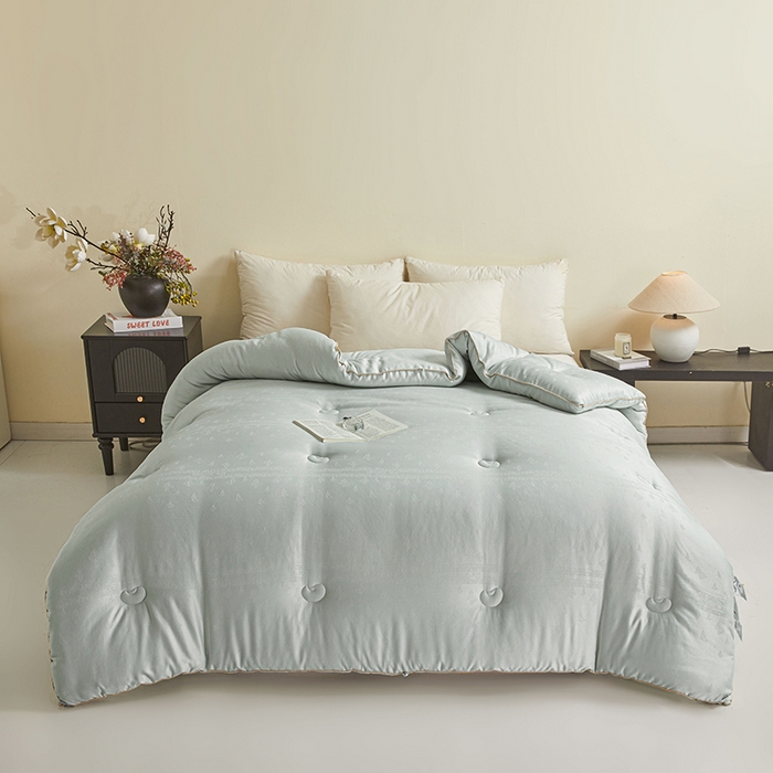 91家纺网 家纺一手货源 找家纺 寐居家纺 2025新款莫代尔提花被子被芯 蝶梦-绿