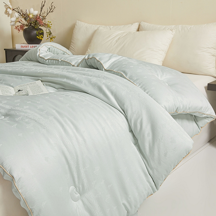 91家纺网 家纺一手货源 找家纺 寐居家纺 2025新款莫代尔提花被子被芯 蝶梦-绿