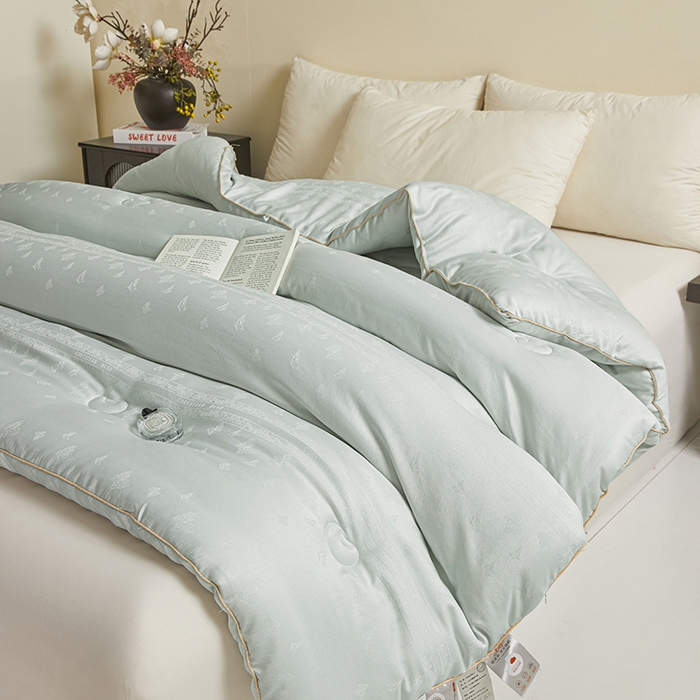 91家纺网 家纺一手货源 找家纺 寐居家纺 2025新款莫代尔提花被子被芯 蝶梦-绿