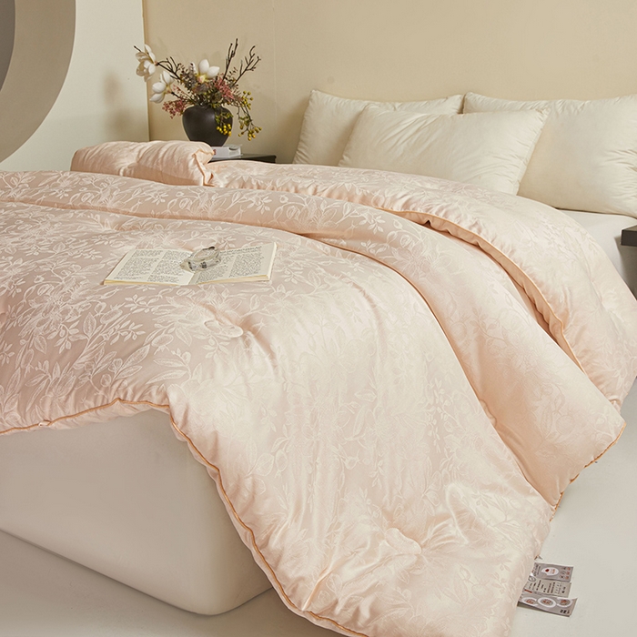 91家纺网 家纺一手货源 找家纺 寐居家纺 2025新款莫代尔提花被子被芯 叶芝-金