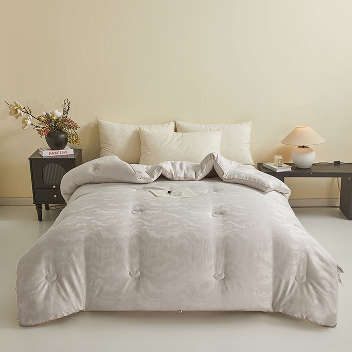 91家纺网 家纺一手货源 找家纺 寐居家纺 2025新款莫代尔提花被子被芯 云馥-灰