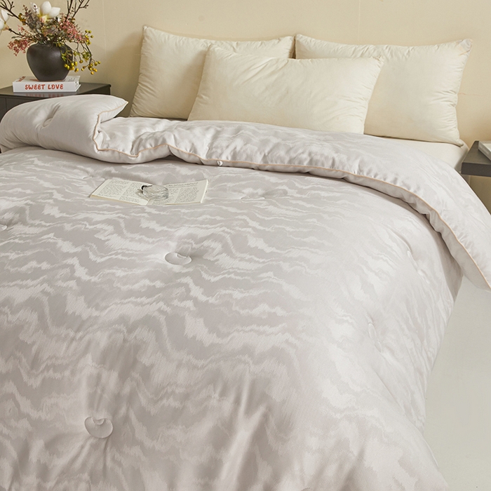 91家纺网 家纺一手货源 找家纺 寐居家纺 2025新款莫代尔提花被子被芯 云馥-灰