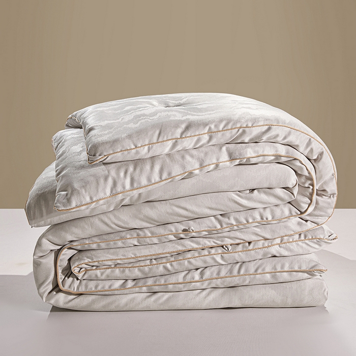 91家纺网 家纺一手货源 找家纺 寐居家纺 2025新款莫代尔提花被子被芯 云馥-灰